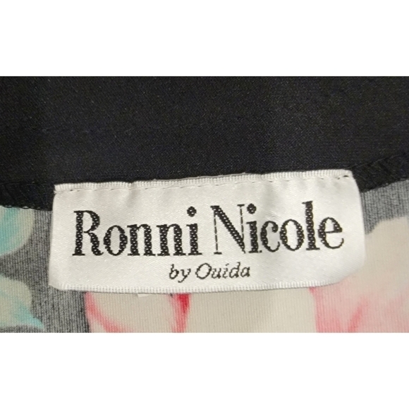 Ronni Nicole Floral Open Front Cardigan - Picture 6 of 7